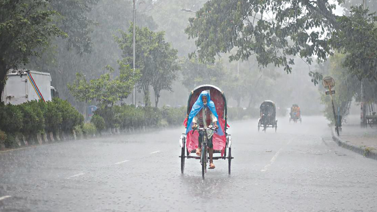 সারা দেশে বৃষ্টির আভাস